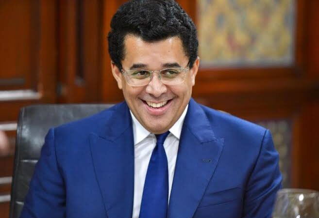 David Collado lidera carrera presidencial; el PRM aventaja a los parrtidos de oposición